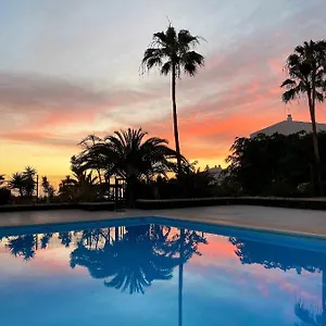 Buenavista In Windsor Park , Costa Adeje (Tenerife) España