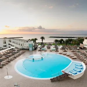 4* Resort Hd